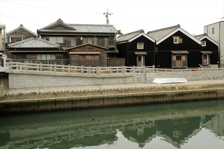 Seta River flowing through historic Ise-Kawasaki district
